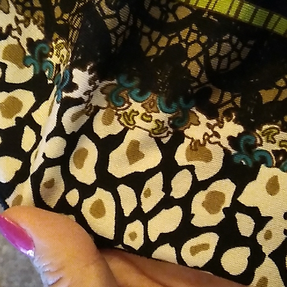 ☆ Joei and I Womens top size medium - Picture 8 of 8